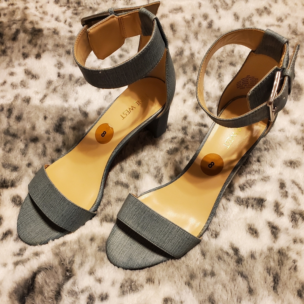 Nine west size 8 light teal color sandals.